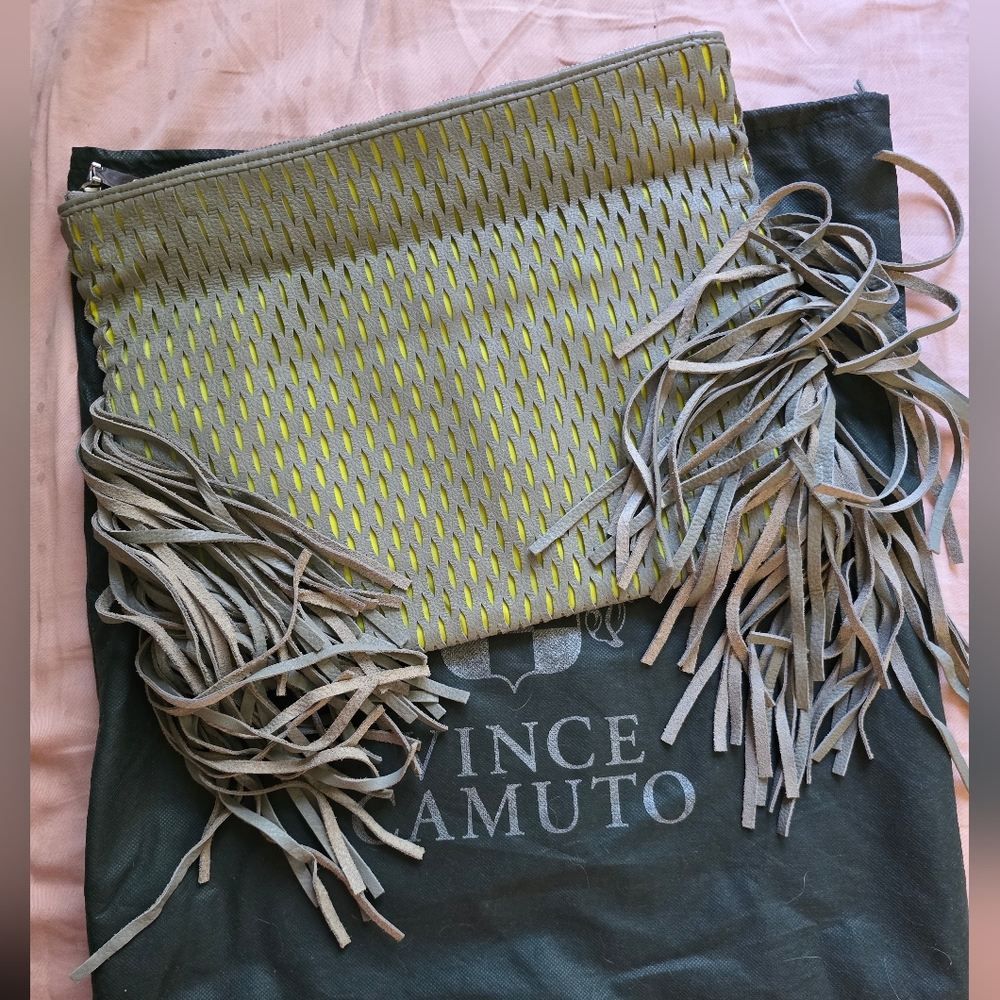 Vince Camuto Genuine Leather fringe clutch bag - Picture 2 of 6